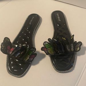 Women’s black slide on sandal size 9